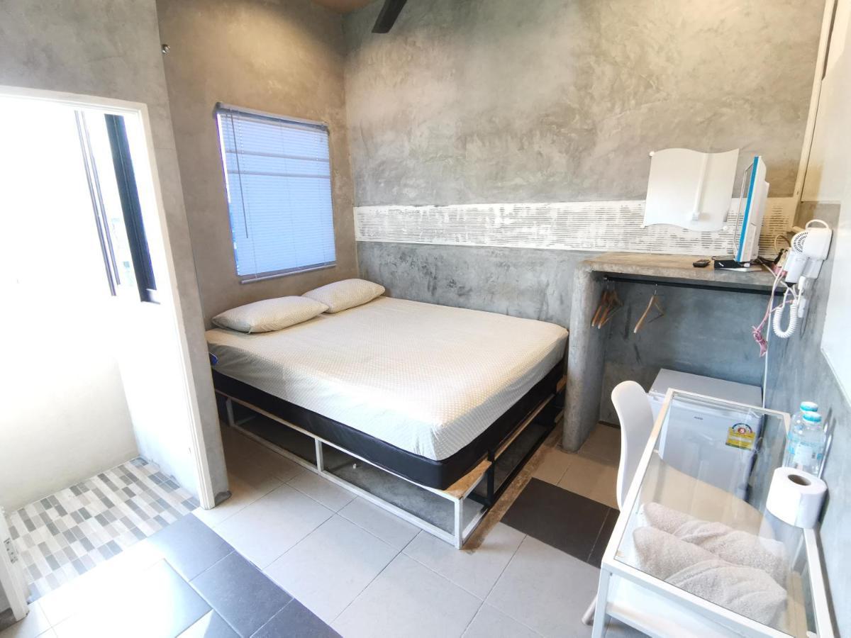 Aparthotel Hive 28 Bangkok Zewnętrze zdjęcie